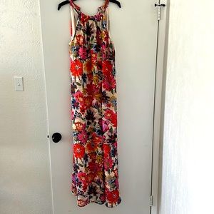 Floral maxi dress (with pockets!)
